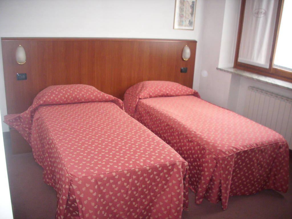 Hotel Fell Susa Room photo