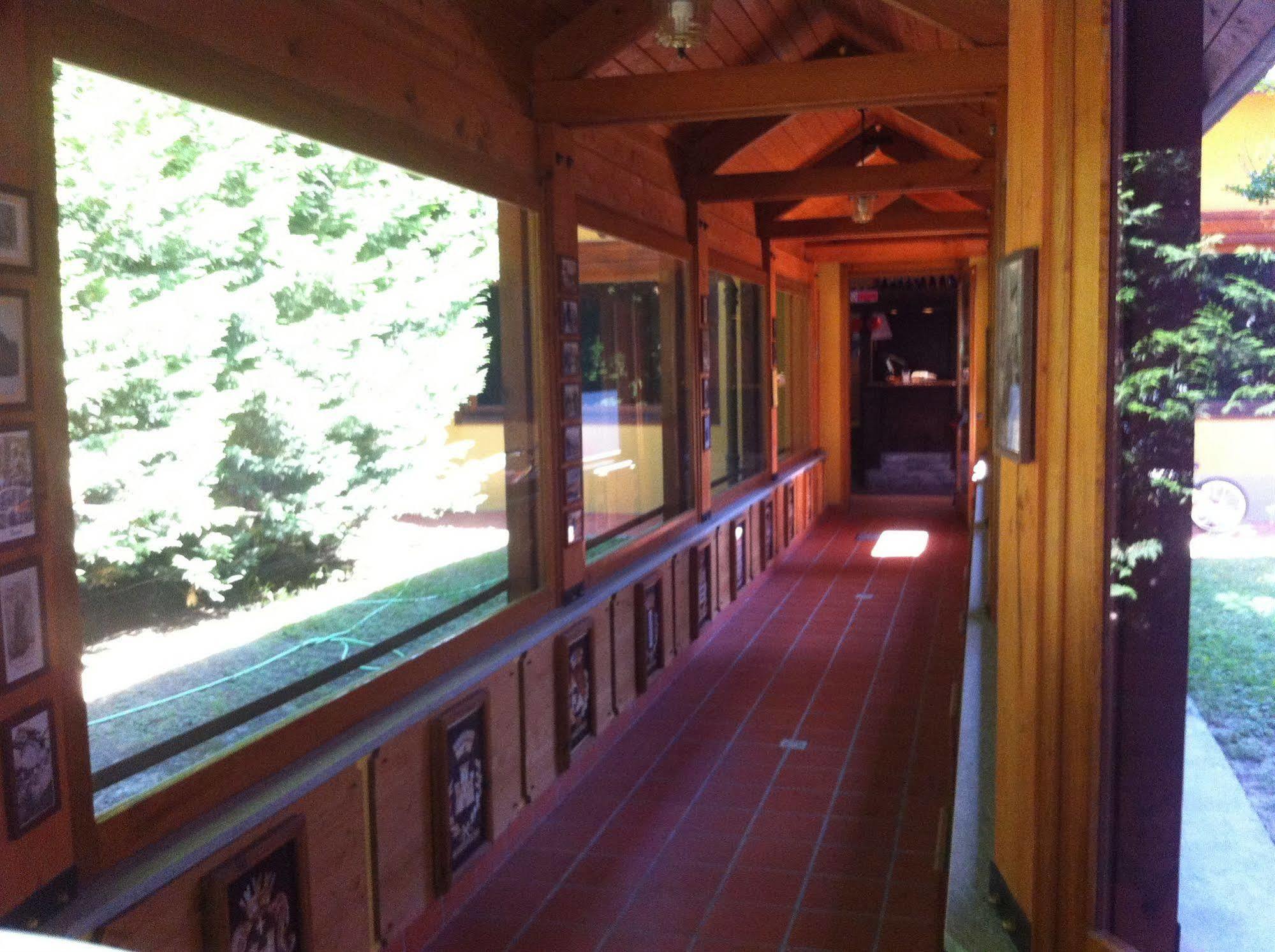 Hotel Fell Susa Exterior photo